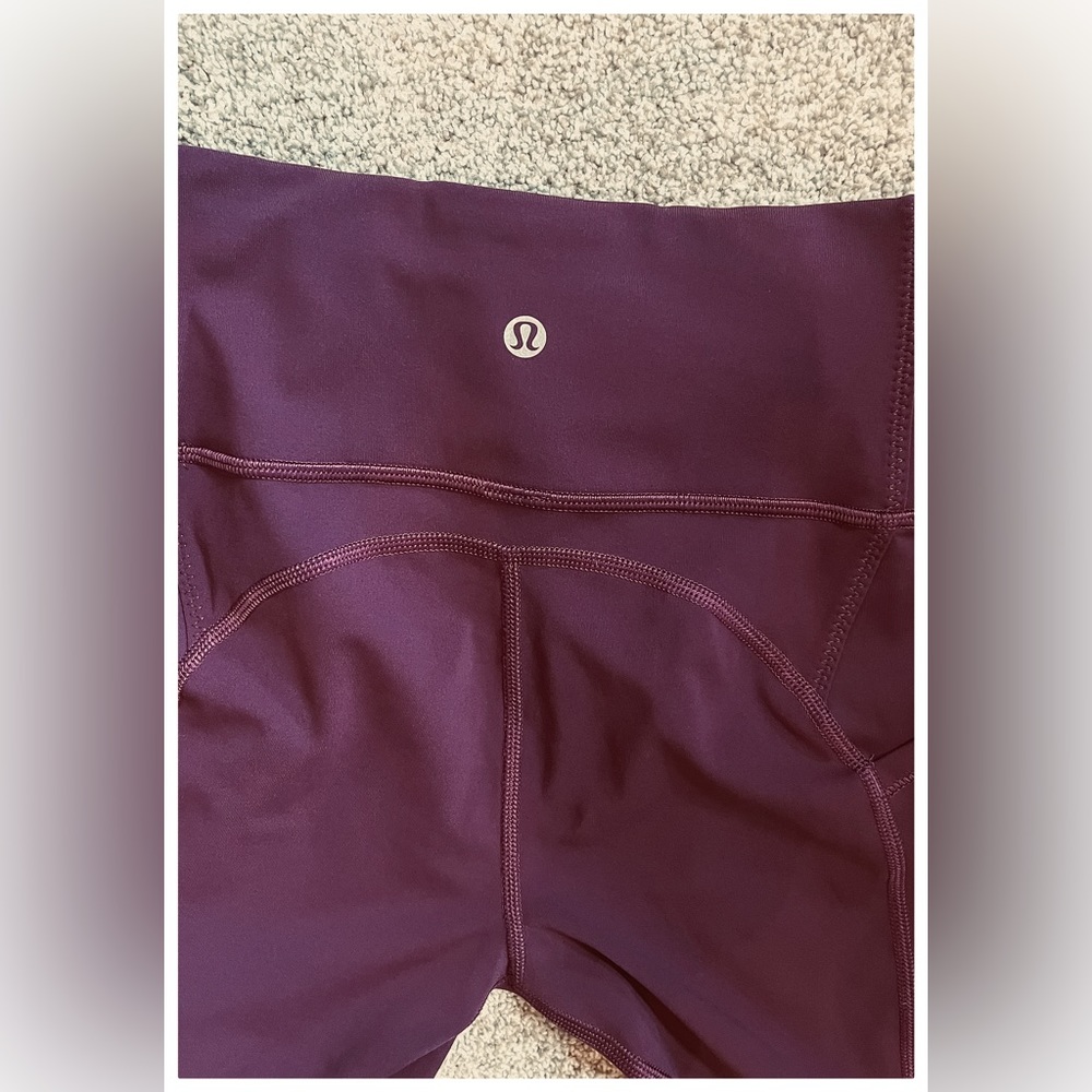 lululemon 25” Cropped Capri Leggings w Pockets - Picture 4 of 4